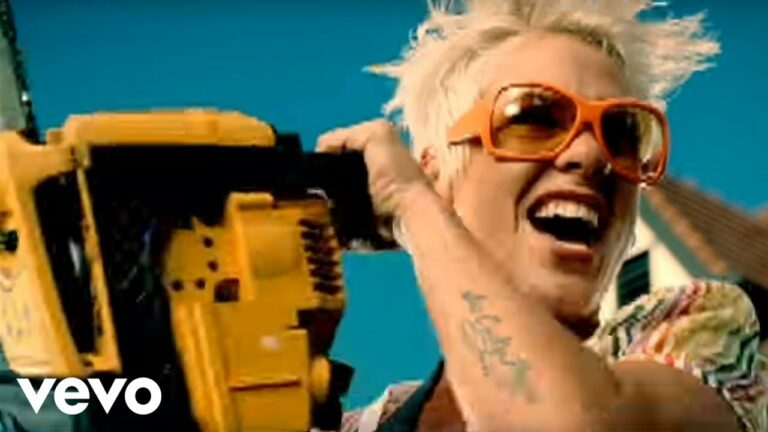 P!nk – So What – teledysk