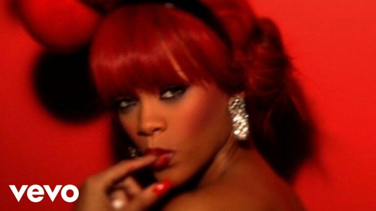 Rihanna, Britney Spears – S&M – teledysk