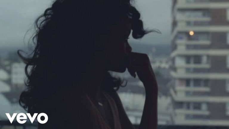 Rihanna, Calvin Harris – We Found Love – teledysk