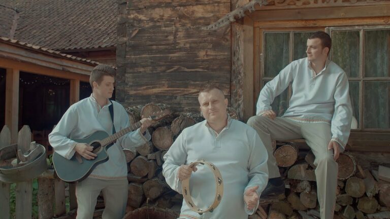 DOBRYJE GRAJKI – IHRAJ HITARA – teledysk