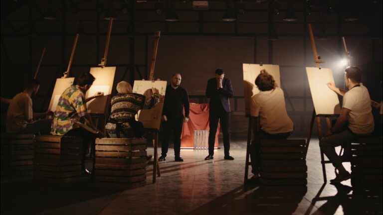 Avi, Louis Villain – Evviva l’arte – teledysk