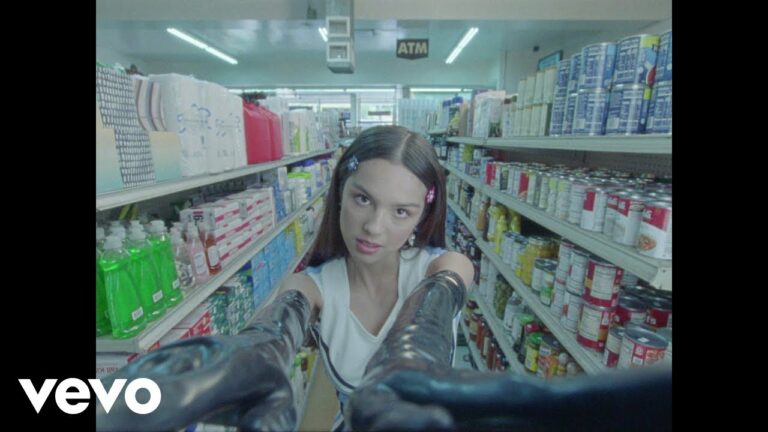 Olivia Rodrigo – Good 4 U – teledysk