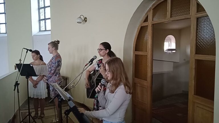 Schola Adonai – Niewiasta obleczona w słońce – teledysk
