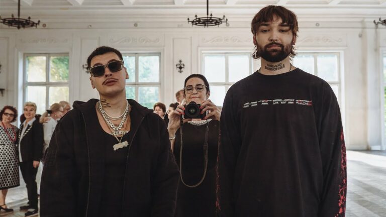 chivas, white2115 – nóż motylkowy – teledysk