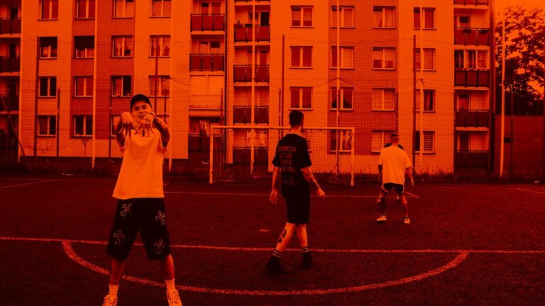 esceh, madi rpg, ino sott – ANIOŁ STRÓŻ – teledysk