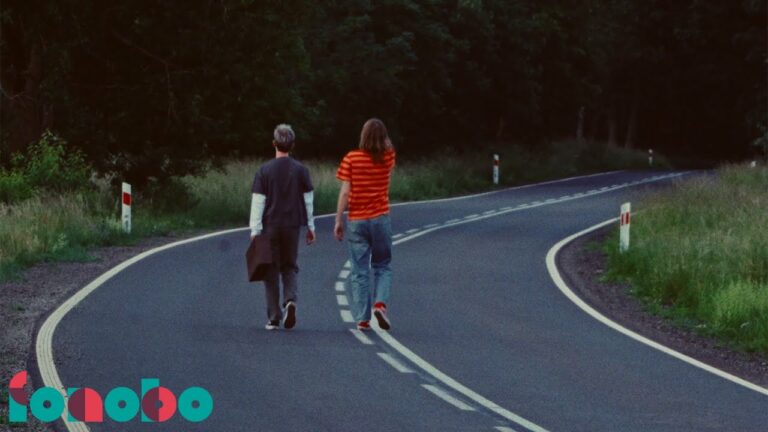 the small town kids, Senny – Koniec świata! – teledysk