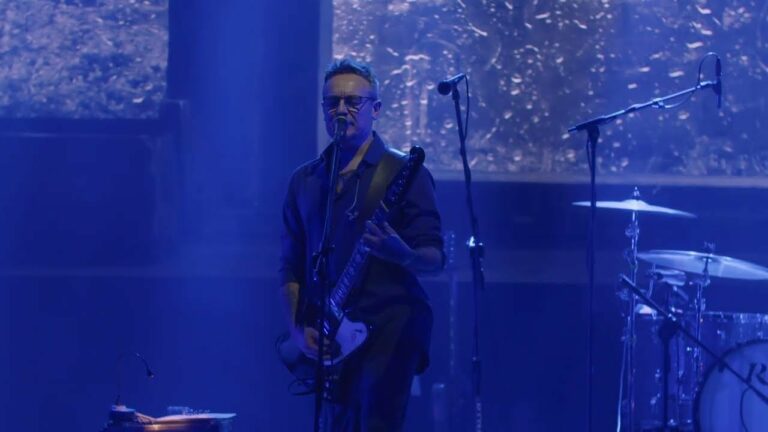 SPIĘTY – Halo (live @Palladium, Warszawa, 25.10.2024) – teledysk