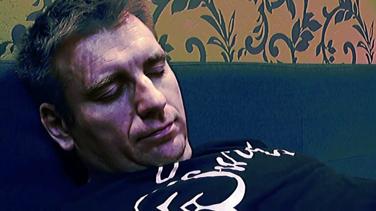 Święci, Tymon Tymański – W tym kraju bez wódki – teledysk
