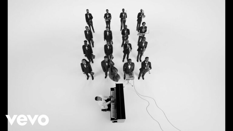 John Legend, Pharrell Williams – Fireflies – teledysk